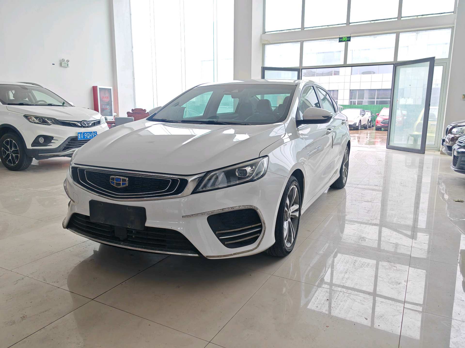 GEELY Binray 2019 car image 