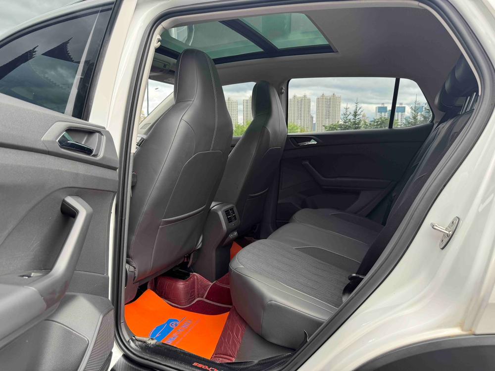 Volkswagen T-Cross 2021 car image #19