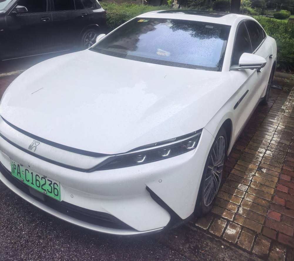 BYD Han 2023 car image 