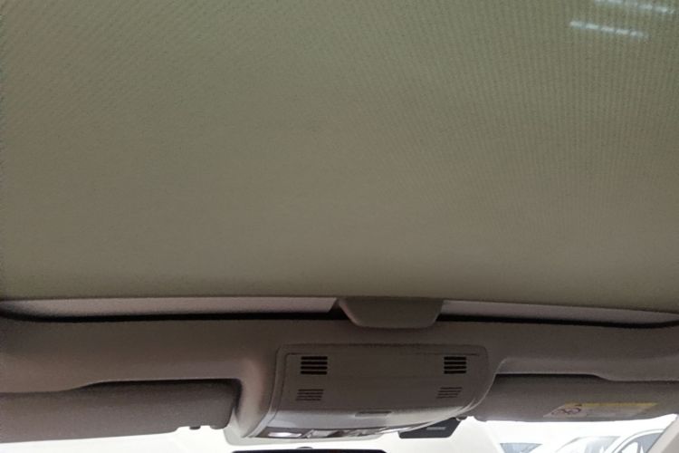 Volkswagen Polo 2020 car image #18