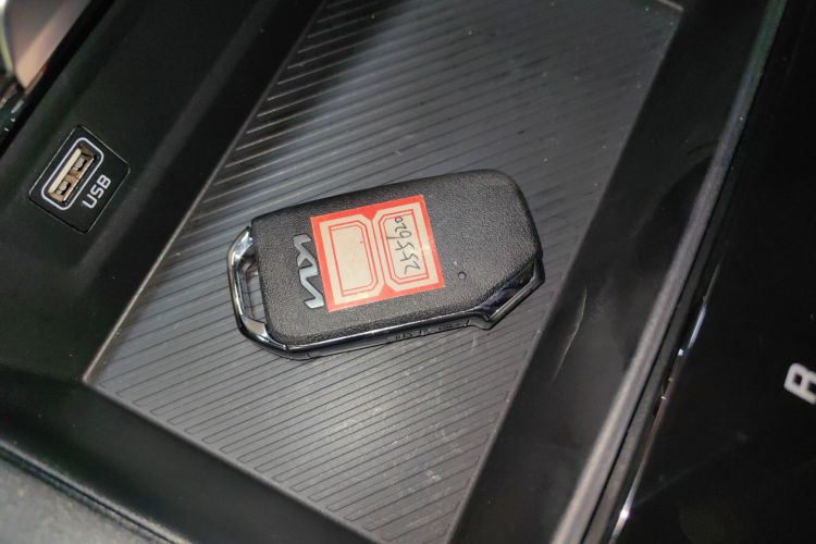 起亚 狮铂拓界 2025 汽车图片 #14