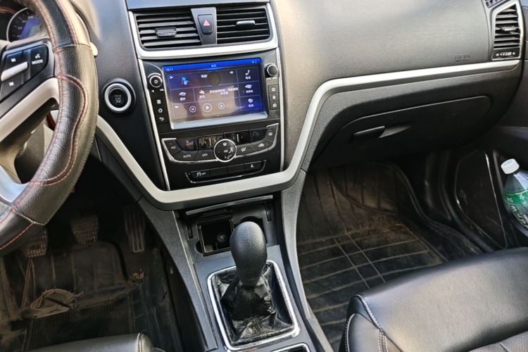 GEELY Emgrand 2016 car image #13