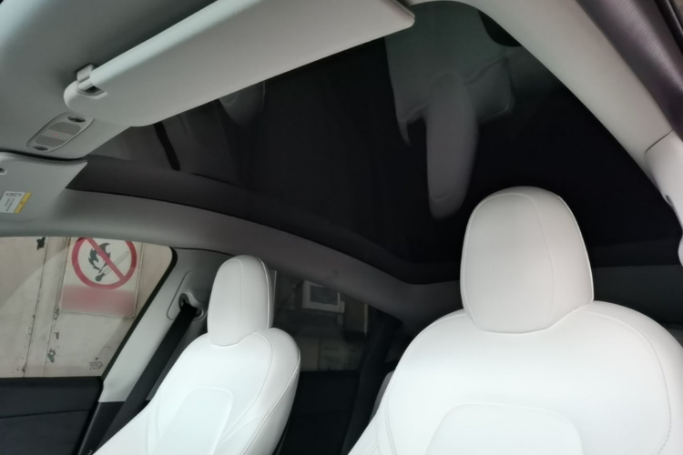 Tesla Model Y 2021 #18 Tesla Model Y 2021 immagine di auto #18