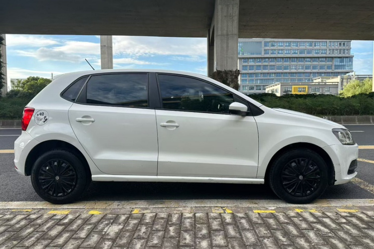 Volkswagen Polo 2017 #5 Volkswagen Polo 2017 car image #5