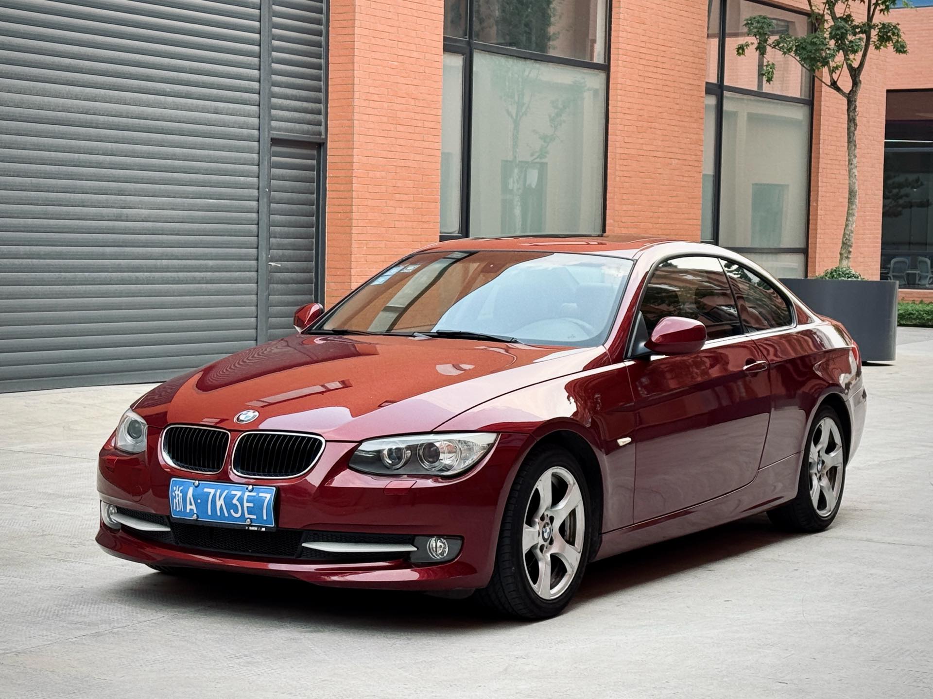 BMW 3 Series (Imported) 2011 изображение автомобиля 