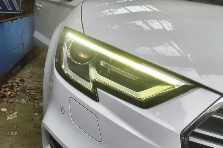 Audi A3 2018 car image #8