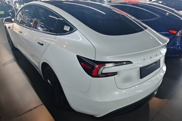 Tesla Model 3 2026 #5 Tesla Model 3 2026 car image #5