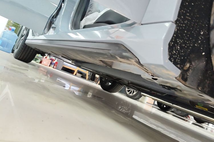 GEELY Binray 2026 car image #26