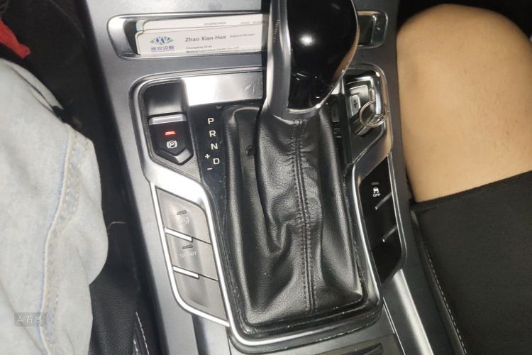 GEELY Emgrand 2019 car image #16