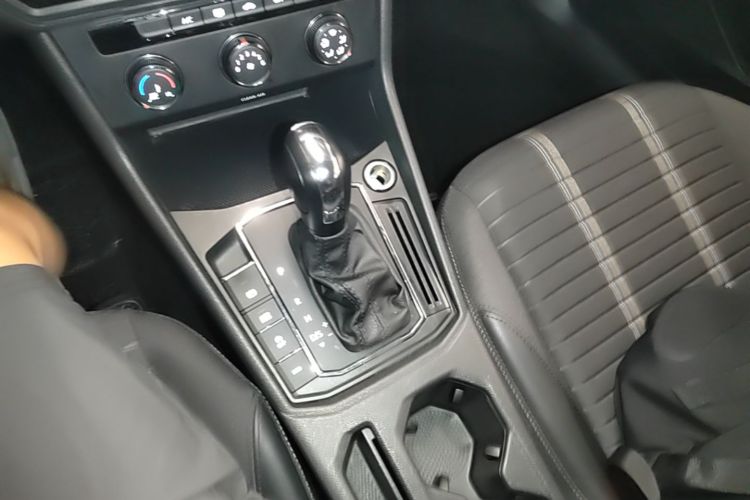 Volkswagen Lavida 2021 car image #18