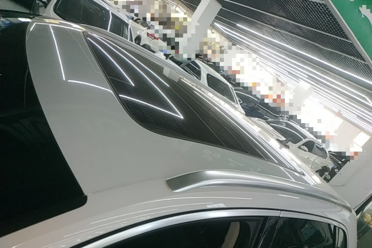 Audi Q3 2021 car image #25