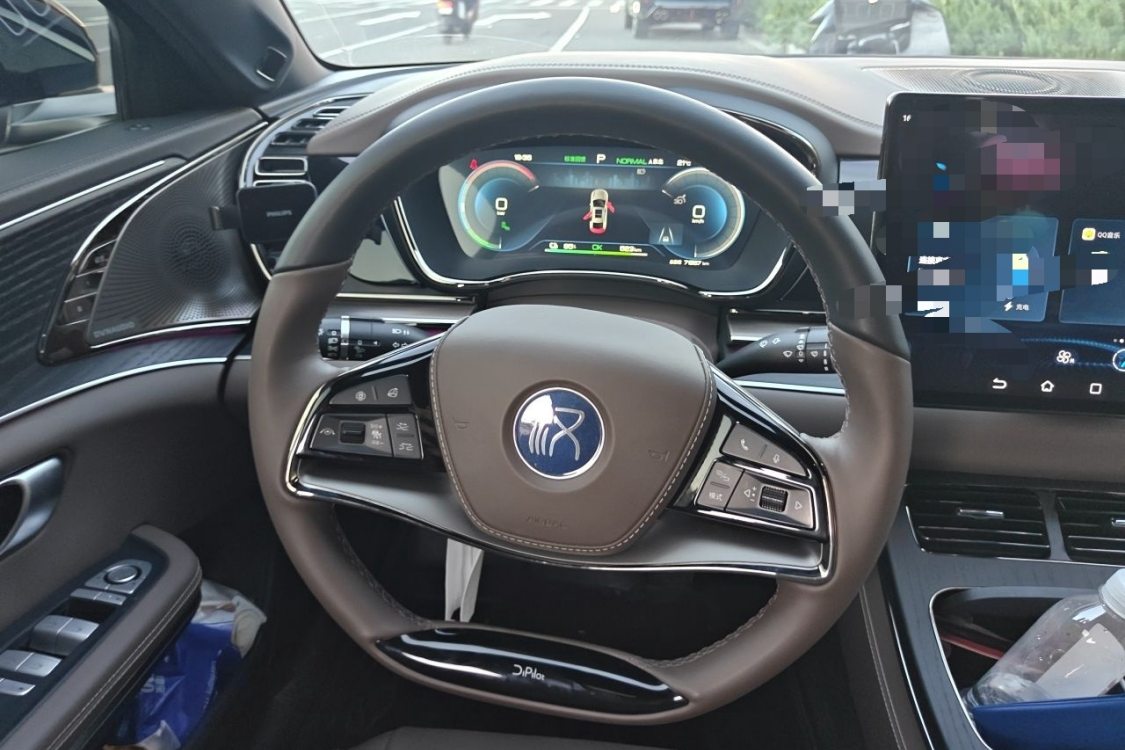 BYD Han 2023 #23 BYD Han 2023 изображение автомобиля #23