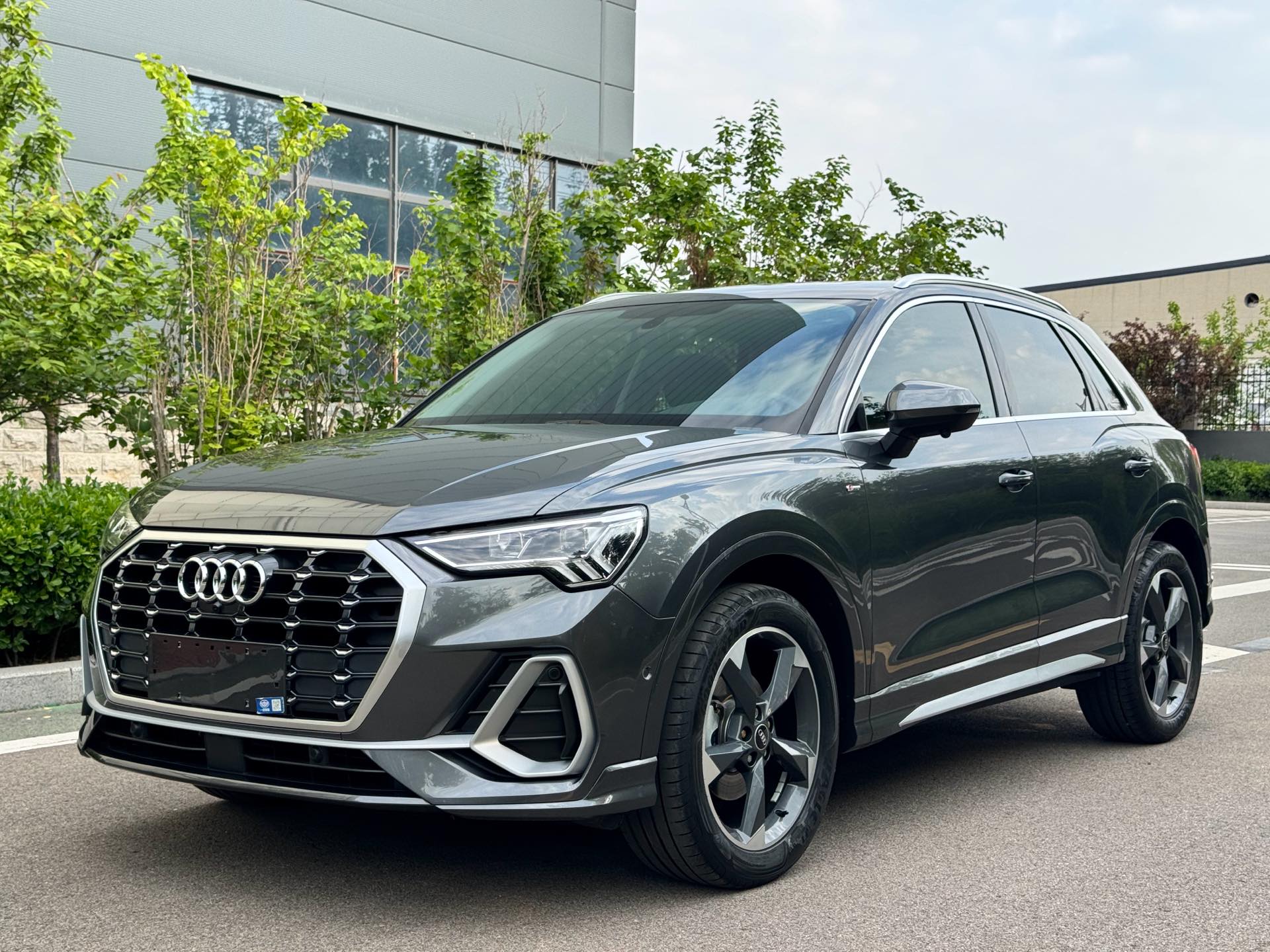 Audi Q3 2023 Audi Q3 2023 car image