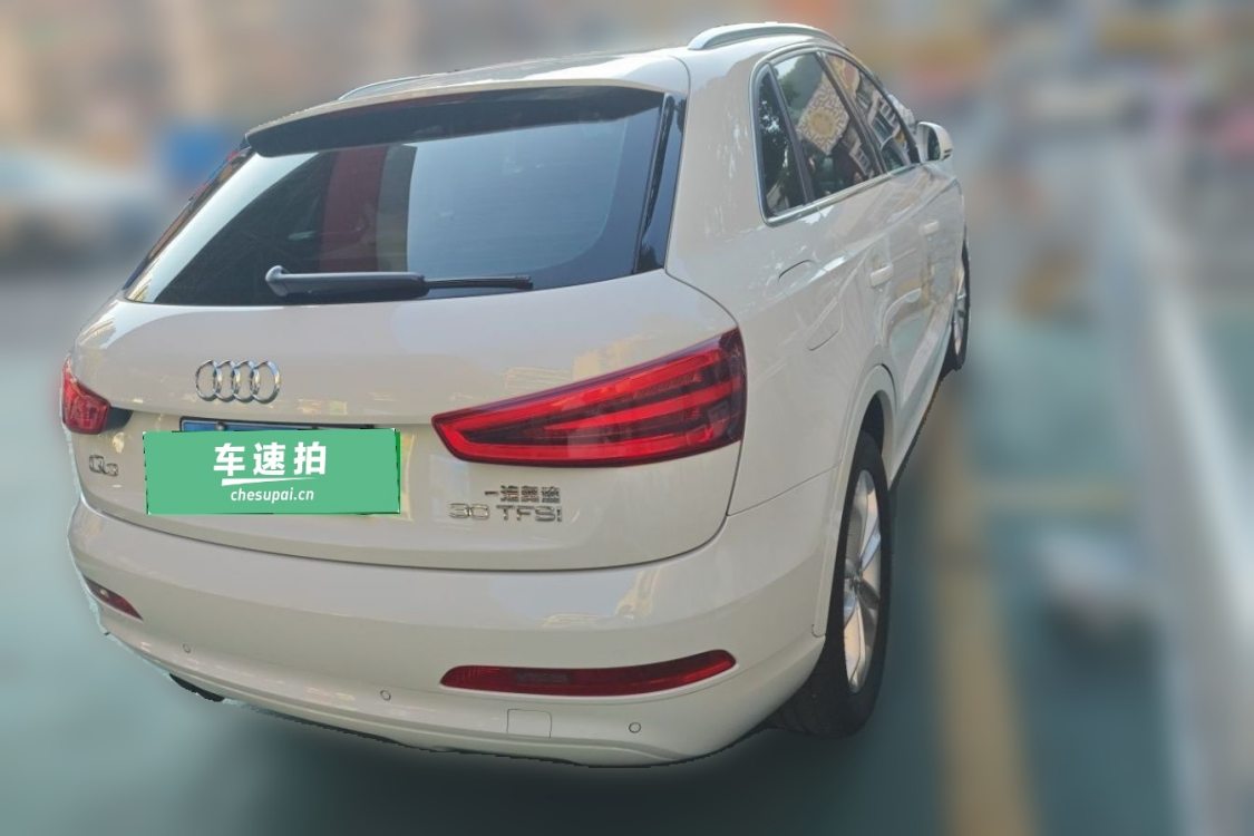 Audi Q3 2016 car image #4