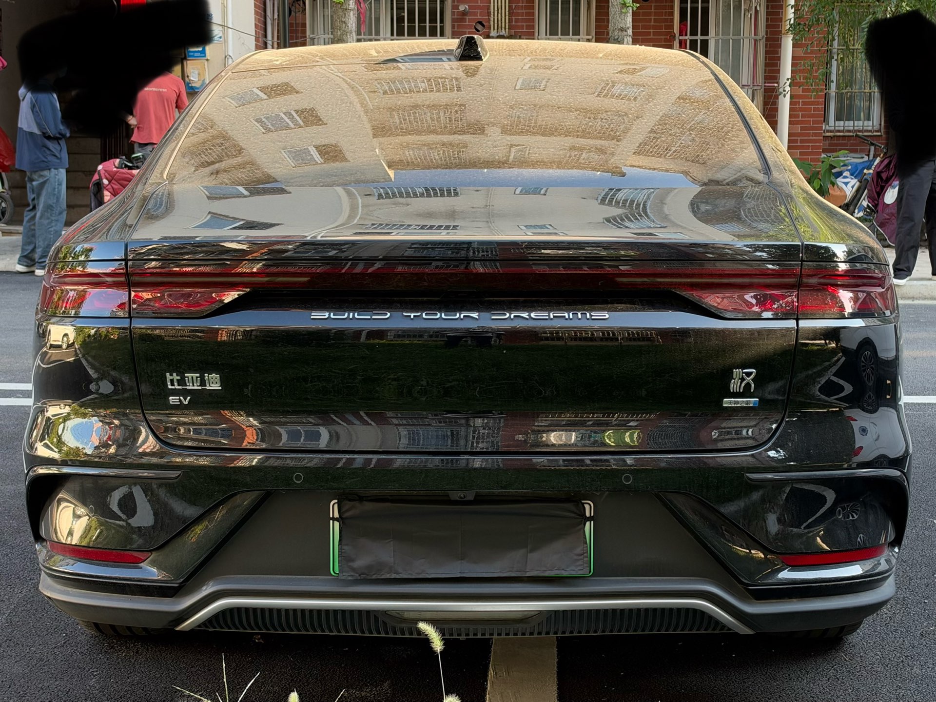 BYD Han 2025 صورة سيارة #6