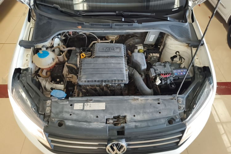 Volkswagen Santana 2017 car image #20
