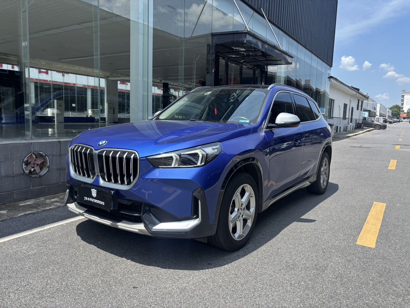 BMW X1 2023 BMW X1 2023 car image