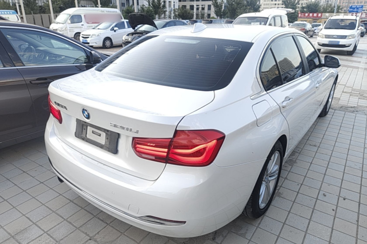 BMW 3 Series 2016 car image #7