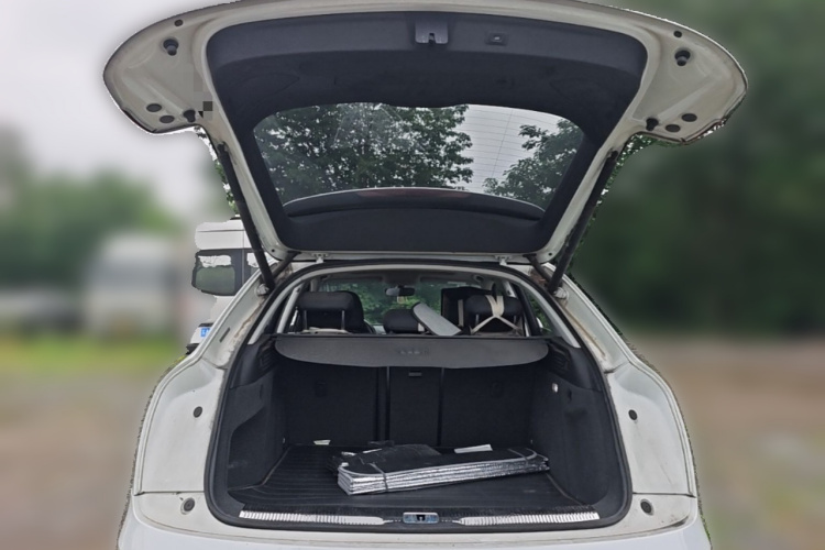 Audi Q3 2016 #21 Audi Q3 2016 car image #21