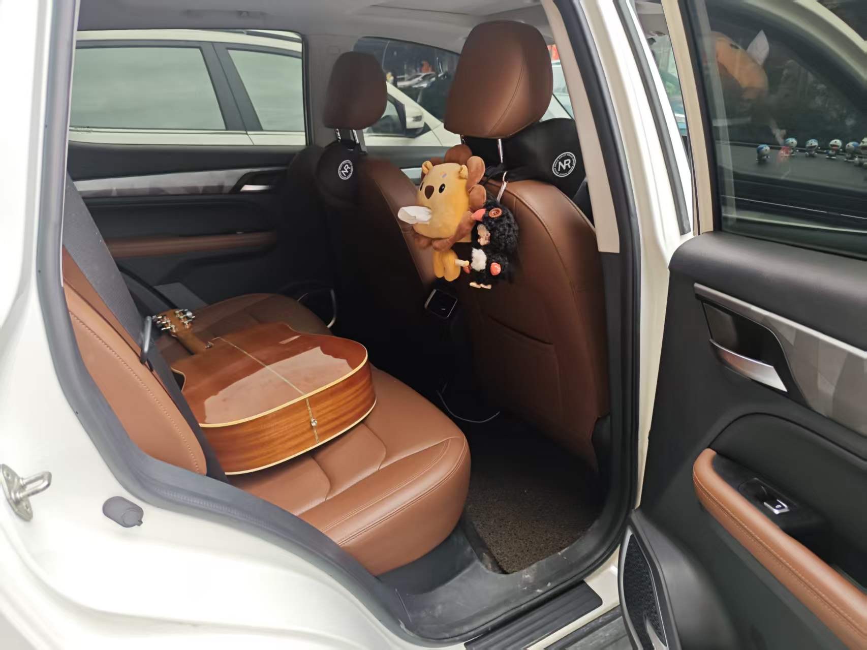 GEELY Vision X6 2022 car image #8