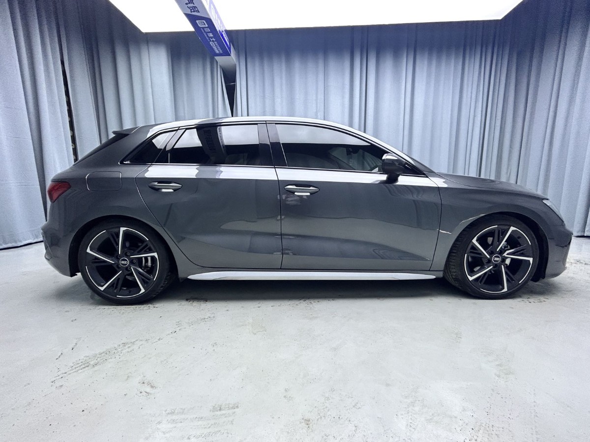 Audi A3 2023 car image #4