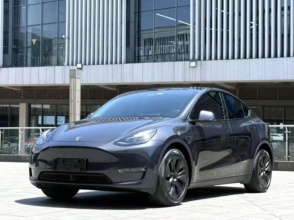 Tesla Model Y 2024 Tesla Model Y 2024 car image