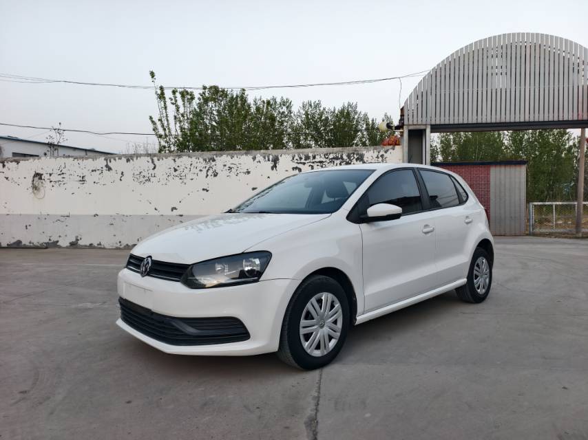 Volkswagen Polo 2018 car image 