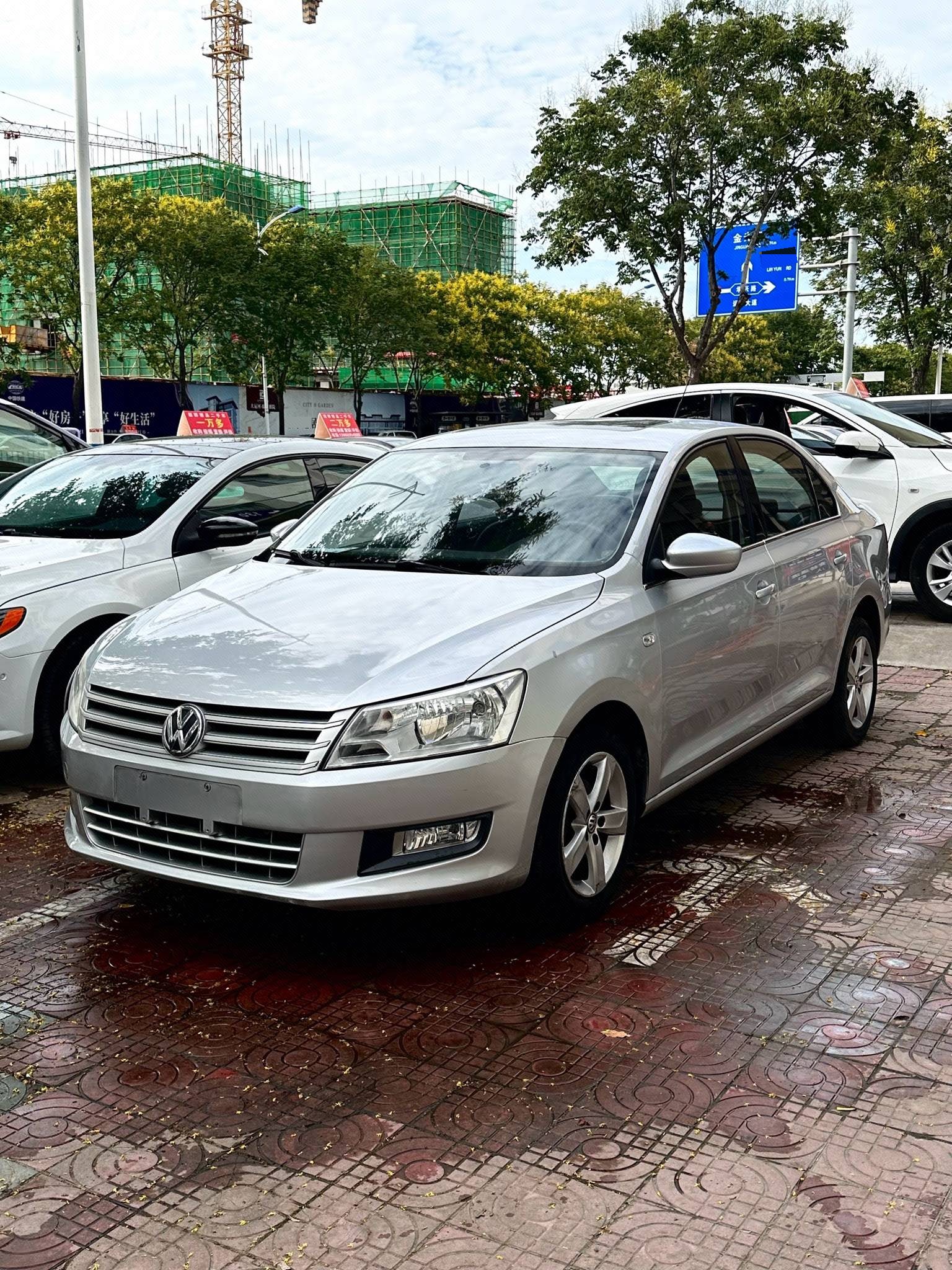 Volkswagen Santana 2013 immagine di auto 