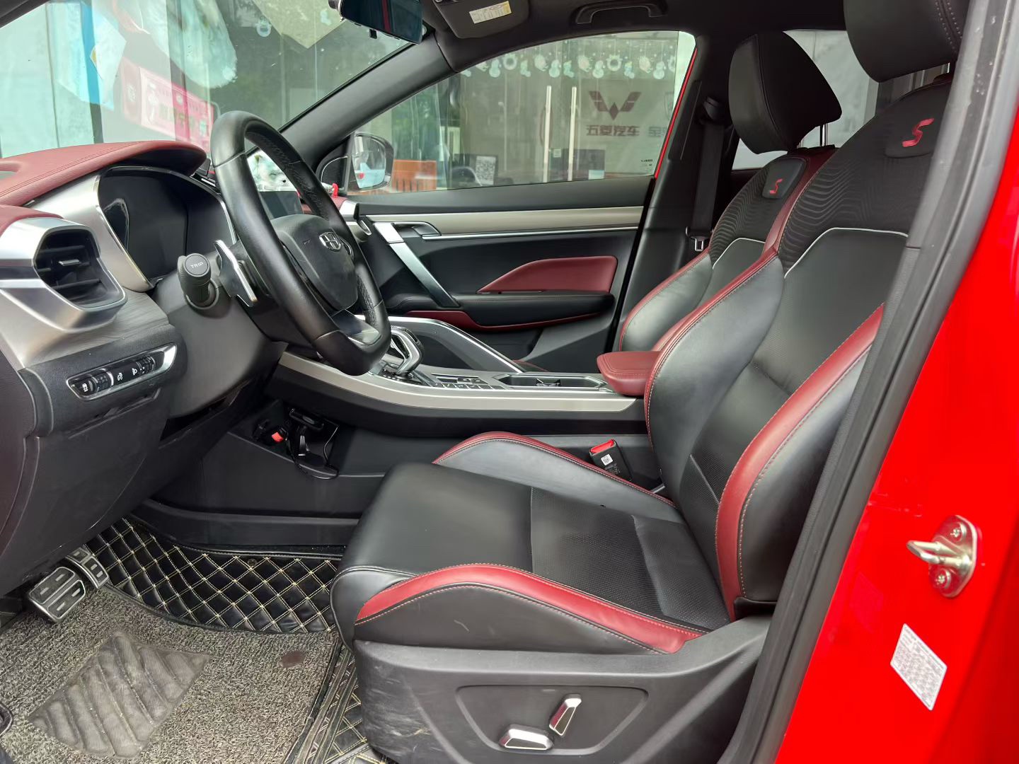 GEELY Coolray 2019 car image #4