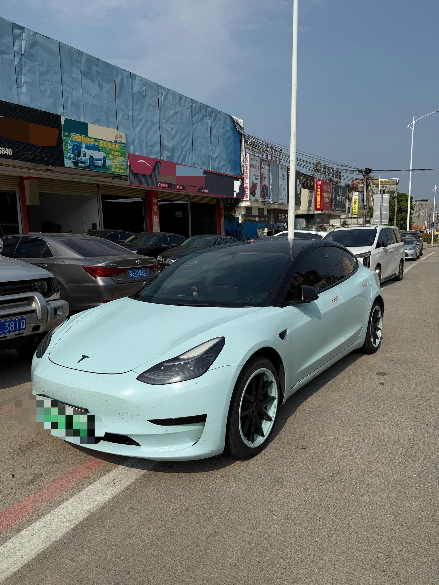 Tesla Model 3 2021 car image 
