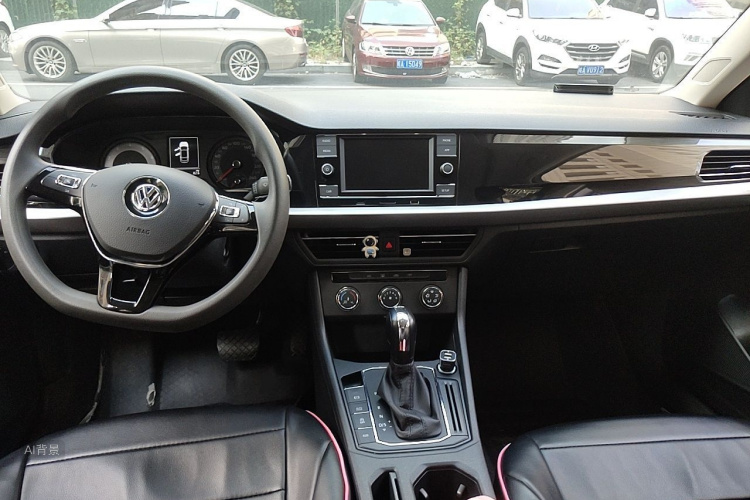 Volkswagen Lavida 2019 #11 Volkswagen Lavida 2019 car image #11
