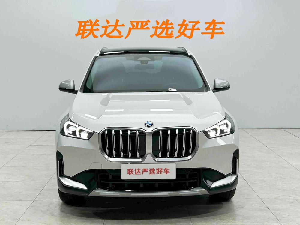 BMW X1 2023 car image #2