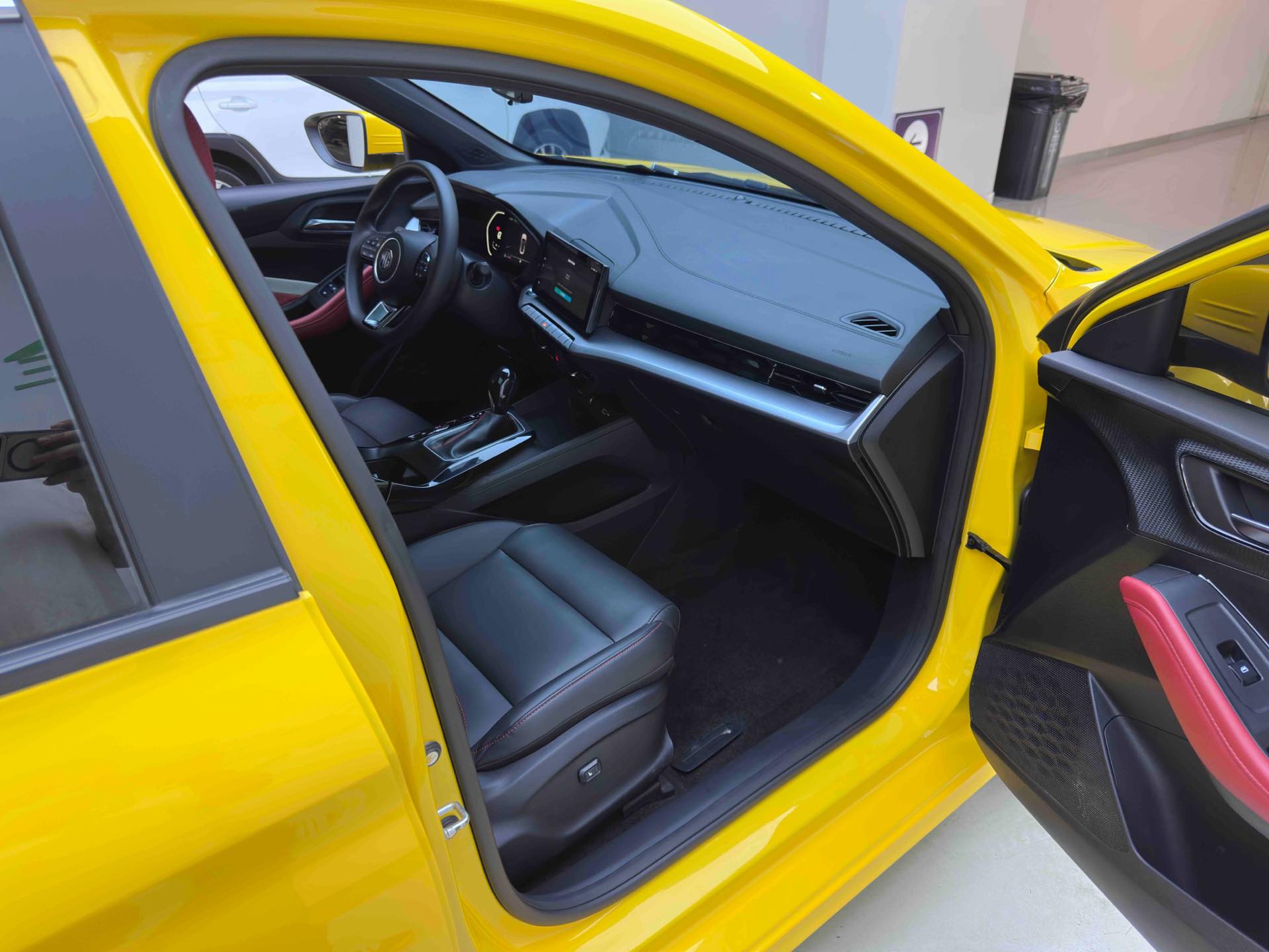 MG 5 2023 car image #4