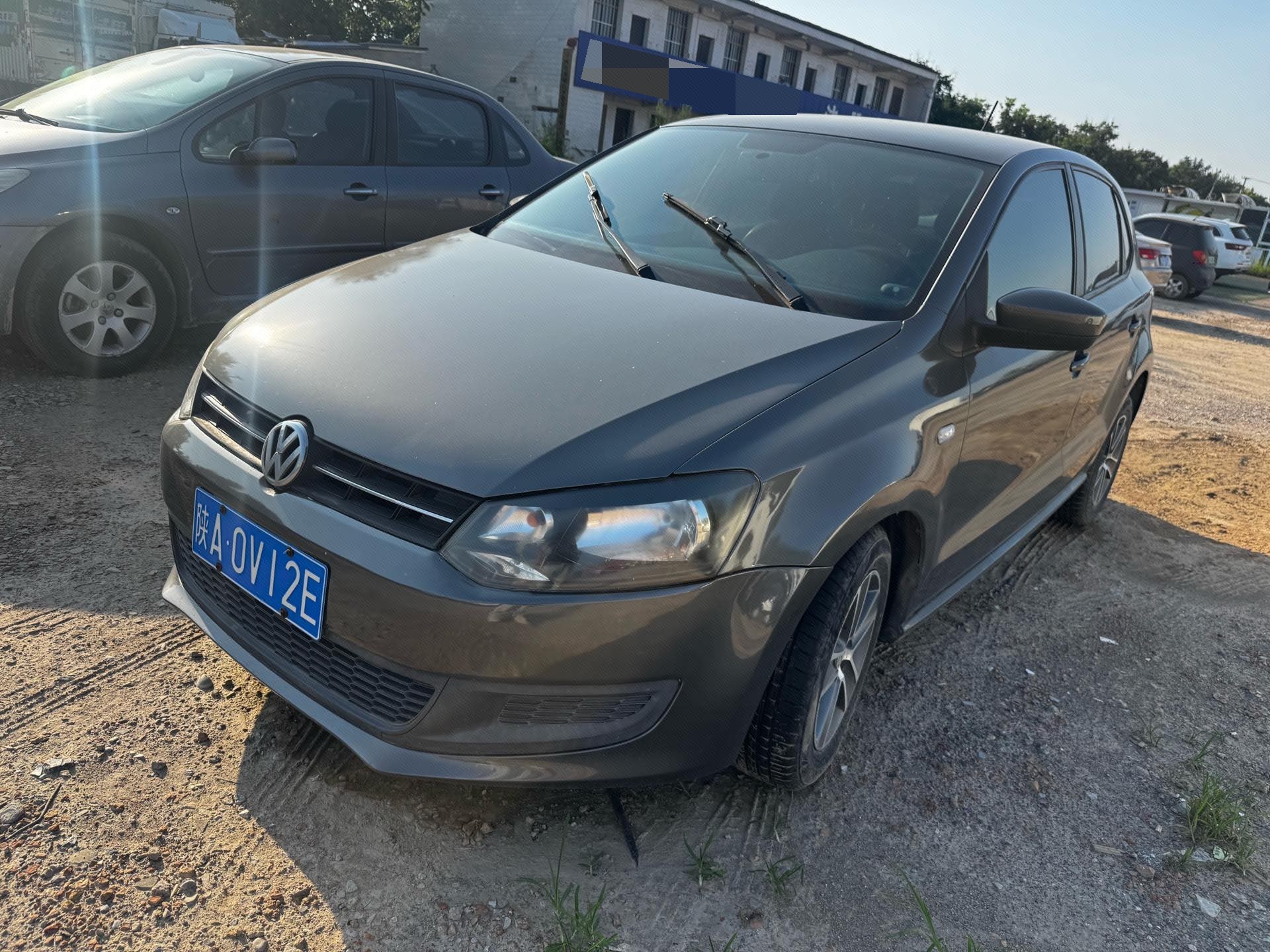Volkswagen Polo 2011 car image 
