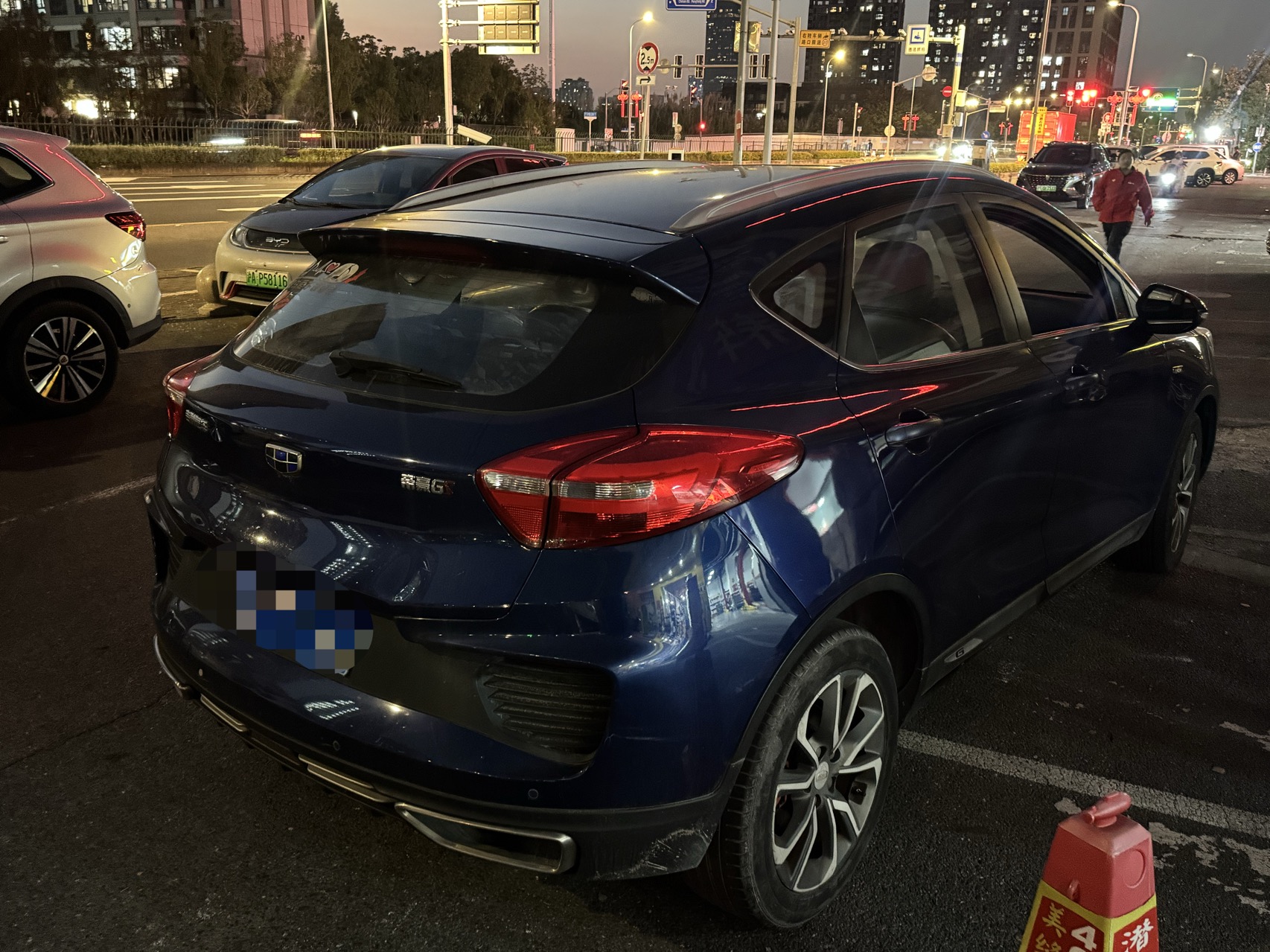 GEELY Emgrand GS 2018 #4 GEELY Emgrand GS 2018 car image #4