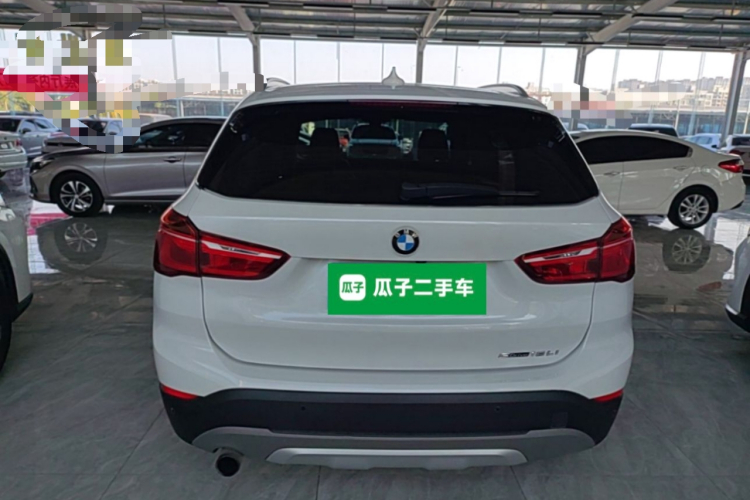 BMW X1 2019 #6 BMW X1 2019 car image #6