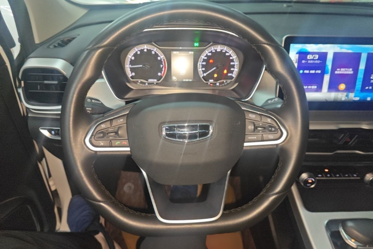 GEELY Coolray 2022 immagine di auto #11