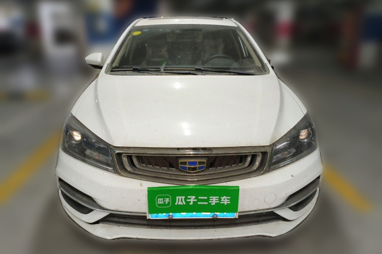 GEELY Emgrand 2018 car image #3