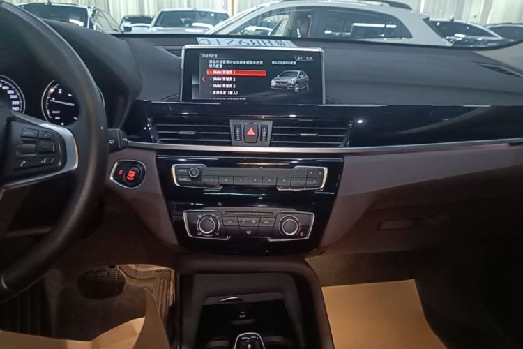 BMW X1 2020 car image #17