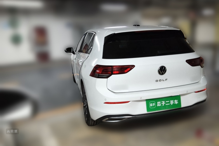Volkswagen Golf 2023 car image #5
