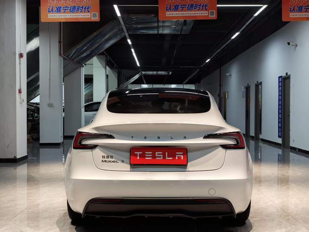 Tesla Model 3 2026 #5 Tesla Model 3 2026 car image #5