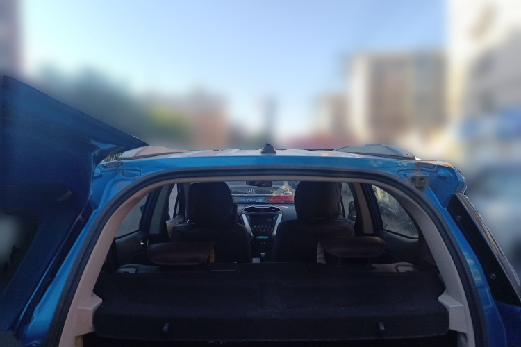 BYD Yuan 2016 car image #17