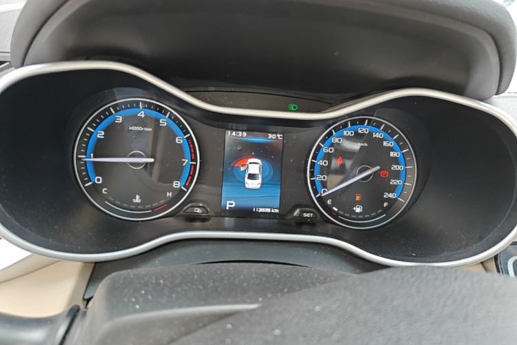 GEELY Emgrand 2018 #12 GEELY Emgrand 2018 immagine di auto #12