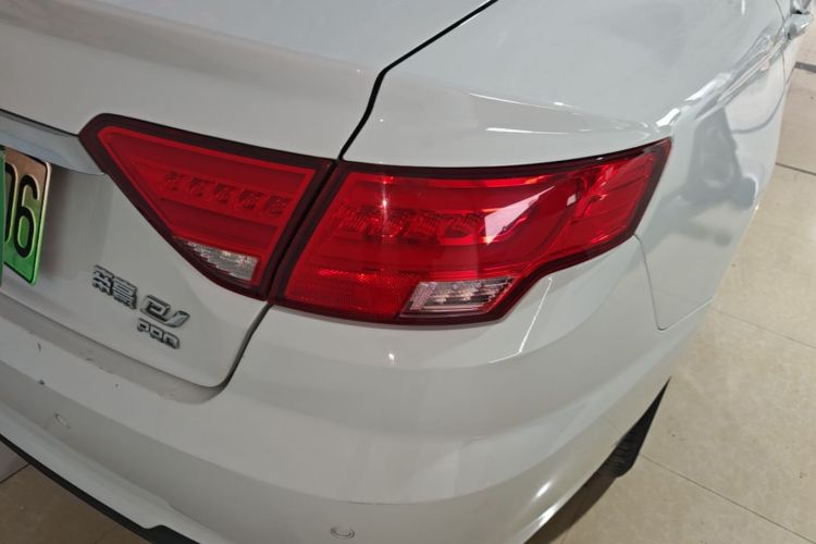 GEELY Emgrand New Energy 2022 car image #8