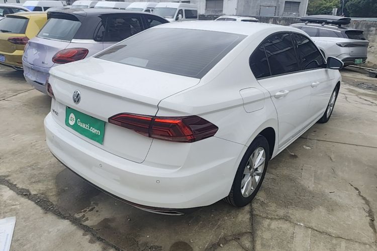Volkswagen Bora 2020 car image #7