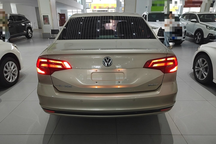 Volkswagen Bora 2018 #4 Volkswagen Bora 2018 car image #4