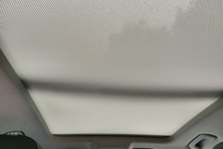 Audi Q3 2018 car image #20