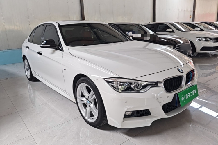 BMW 3 Series 2019 #4 BMW 3 Series 2019 car image #4