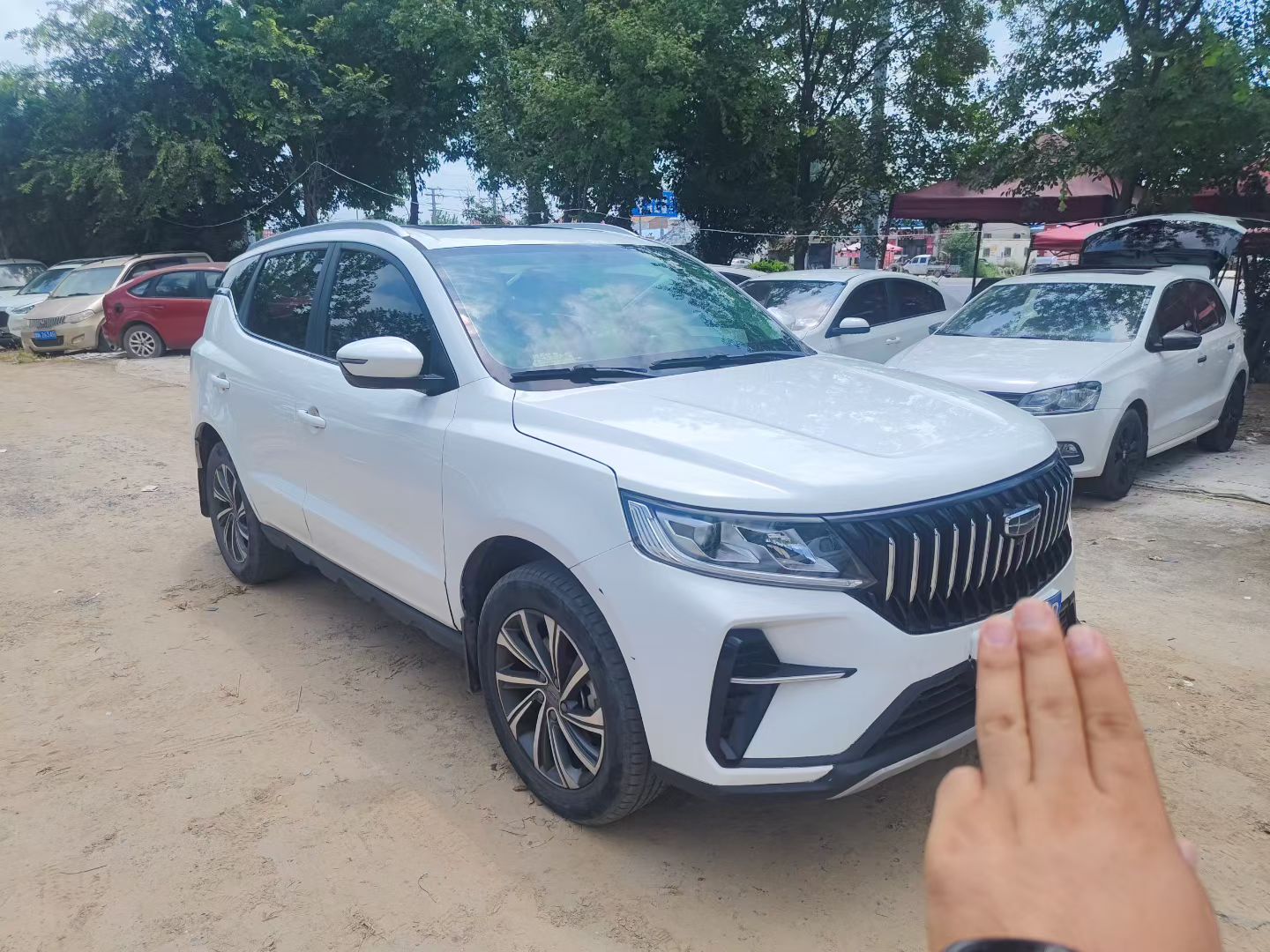 GEELY Vision X6 2021 صورة سيارة #2