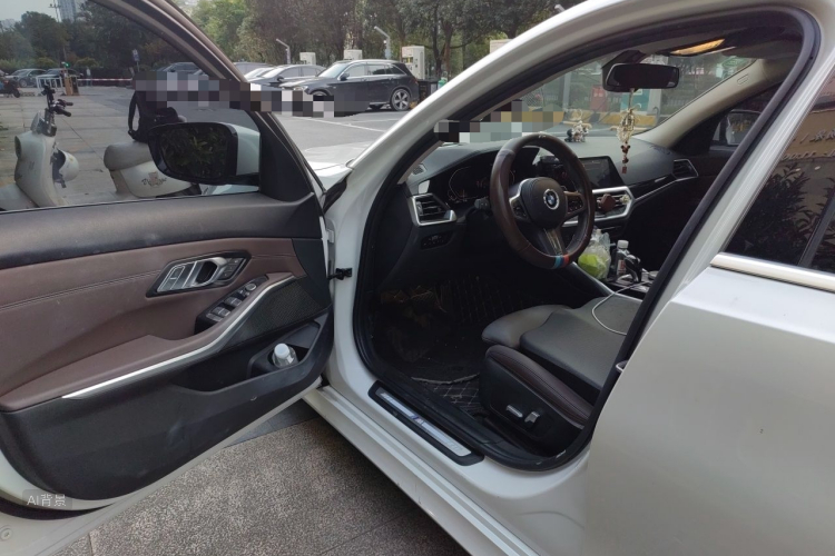 BMW 3 Series 2020 imagen de coche #18